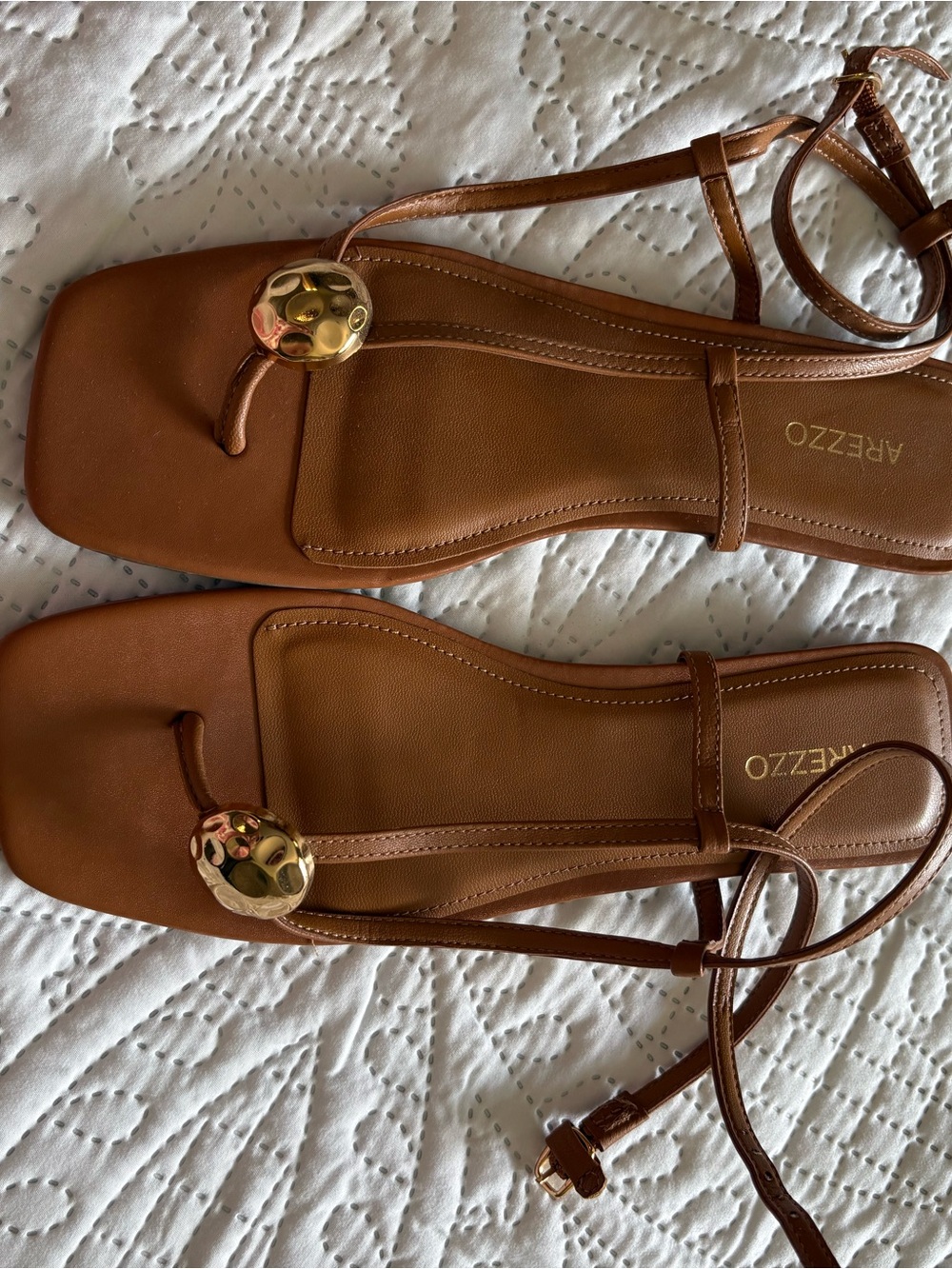 Arezzo Cognac Leather Toe-Ring Sandals with Gold Accent